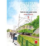 Nuestra Hermana Pequeña Diario De Una Ciudad Costera 5
