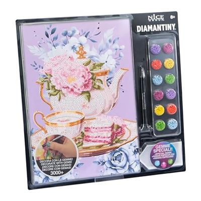 Diamantiny tea time