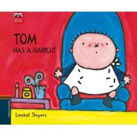 English Readers: Tom Has A Haircut