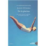 En la piscina
