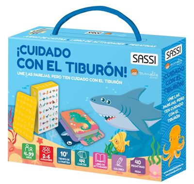 Manolito Books ¡Cuidado Con El Tiburon!
