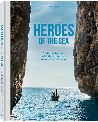 Heroes Of The Sea