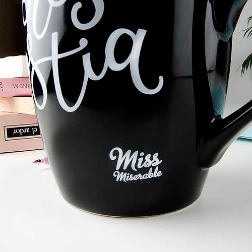 Miss Miserable - Nuevas tazas existencialistas, para que