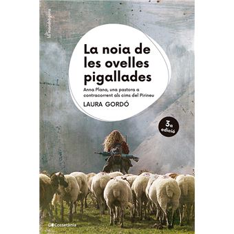 La noia de les ovelles pigallades