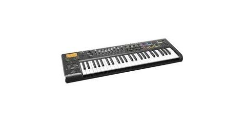 Contrôleur MIDI Behringer Motör 49