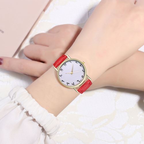 Nouveaux hommes de montre Simple Classique Bracelet en cuir Montre à la mode Tendance Montre à quartz T129-Arouge