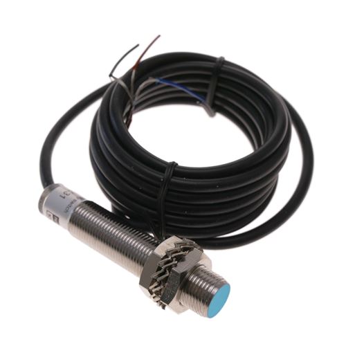 Capteur interrupteur commutateur inductif de proximite 6-36 VDC PNP NO M12 Sn:2mm