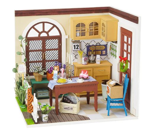 Robotime maison de poupée set de dîner DIY 23 cm bois/textile 3-pièces