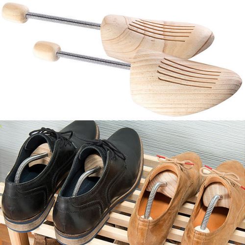 Paire d'embauchoirs à ressort spiralé en bois de pin - Pointures 36/37