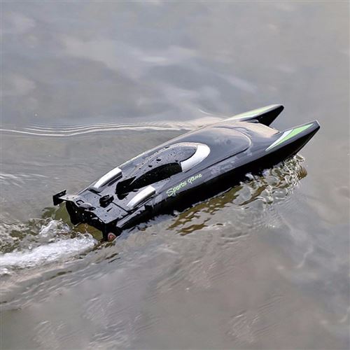 Bateau RC Imperméable avec Batteries Rechargeables et Accessoires