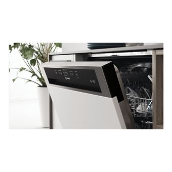 Indesit DIE 2B19 - Lave-vaisselle - intégrable - Niche - largeur : 60 cm - profondeur : 56 cm - hauteur : 82 cm - blanc