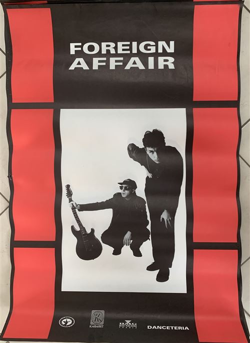 Acheter FOREIGN AFFAIR - TOUR 1989 - 70x100cm - Affiche État correct - 29,99 € FOREIGN AFFAIR - TOUR 1989 - 70x100cm - Affiche État correct - N/A reconditionné disponible sur Fnac