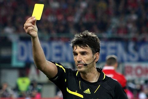 Massimo_Busacca,_Referee,_Switzerland_(10) (1)