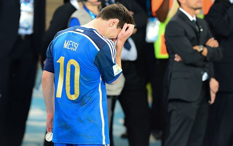 Lionel_Messi_in_tears_after_the_final