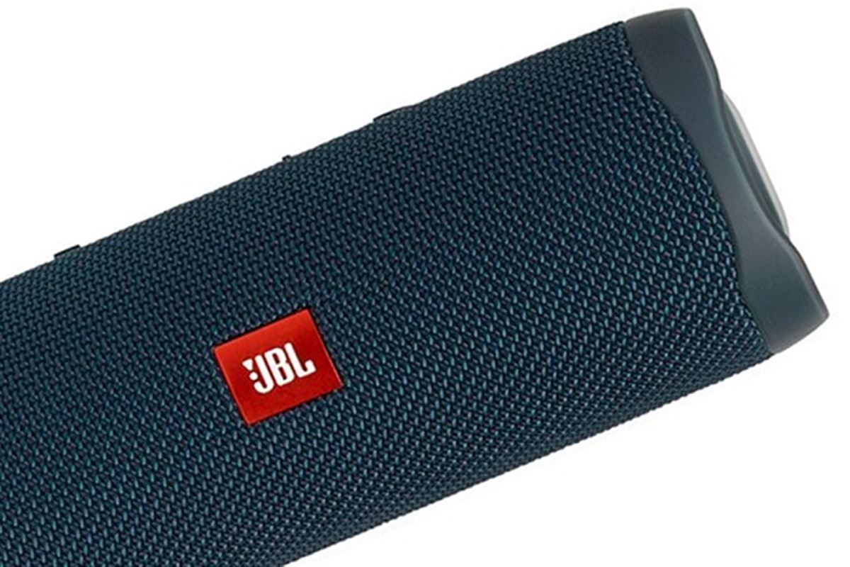 L'enceinte Bluetooth JBL Flip 5 fait le plein d'améliorations