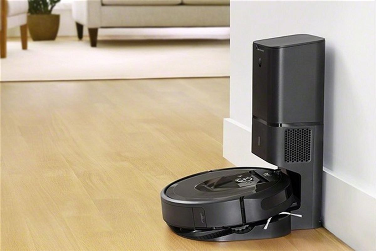 iRobot Roomba i7+, l'aspirateur robot qui se vide tout seul !
