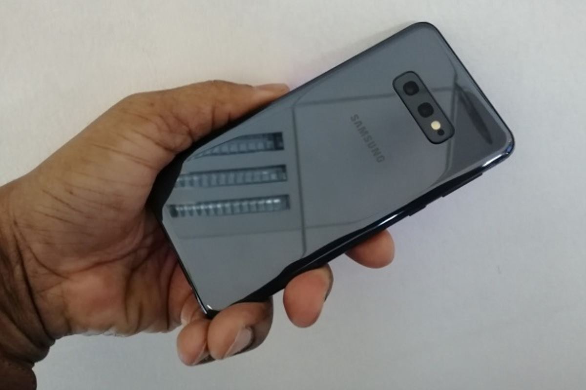 Samsung Galaxy S10e, un excellent smartphone compact