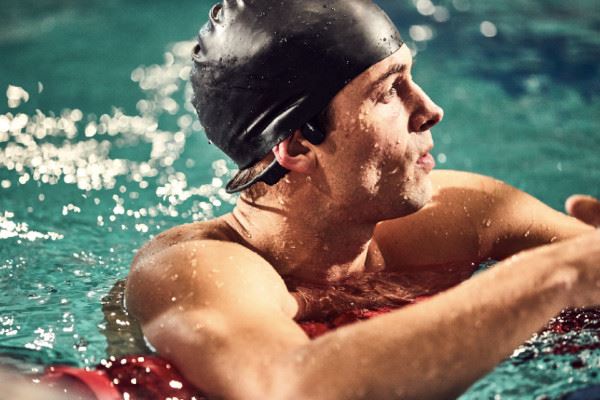 Test Aftershokz Xtrainerz : casque pour musique en natation 