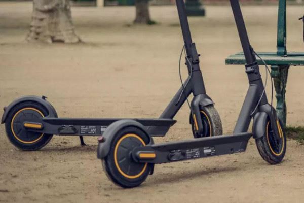 trottinette-electrique-Ninebot-By-Segway-Max-G30