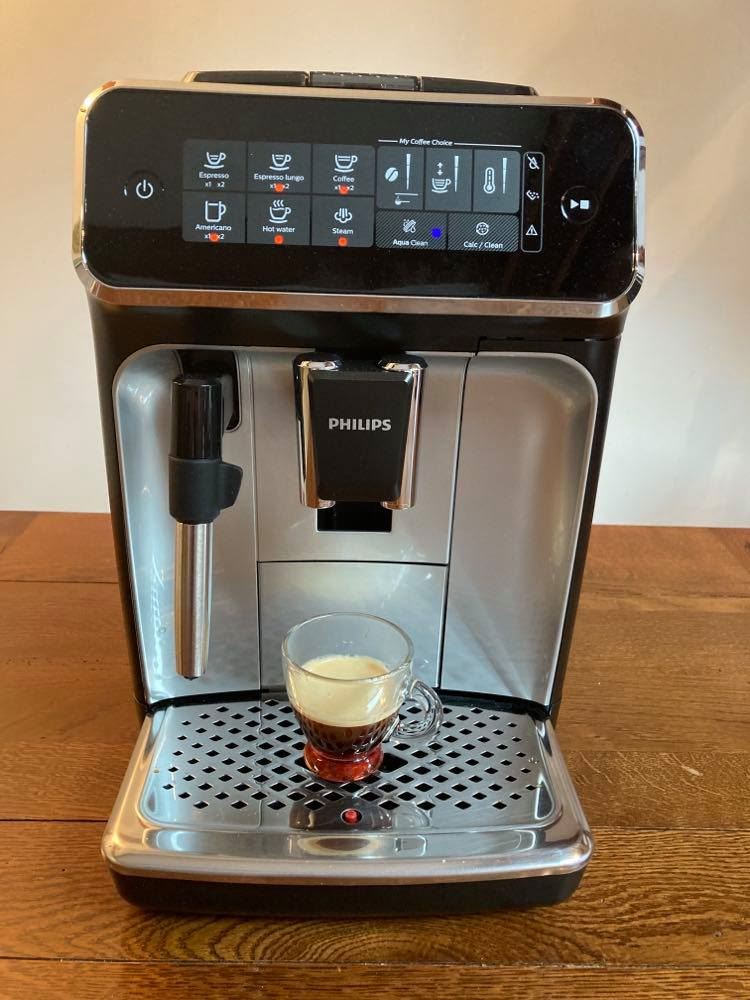 Test Cafetière automatique avec broyeur Philips EP2224/10 : petit
