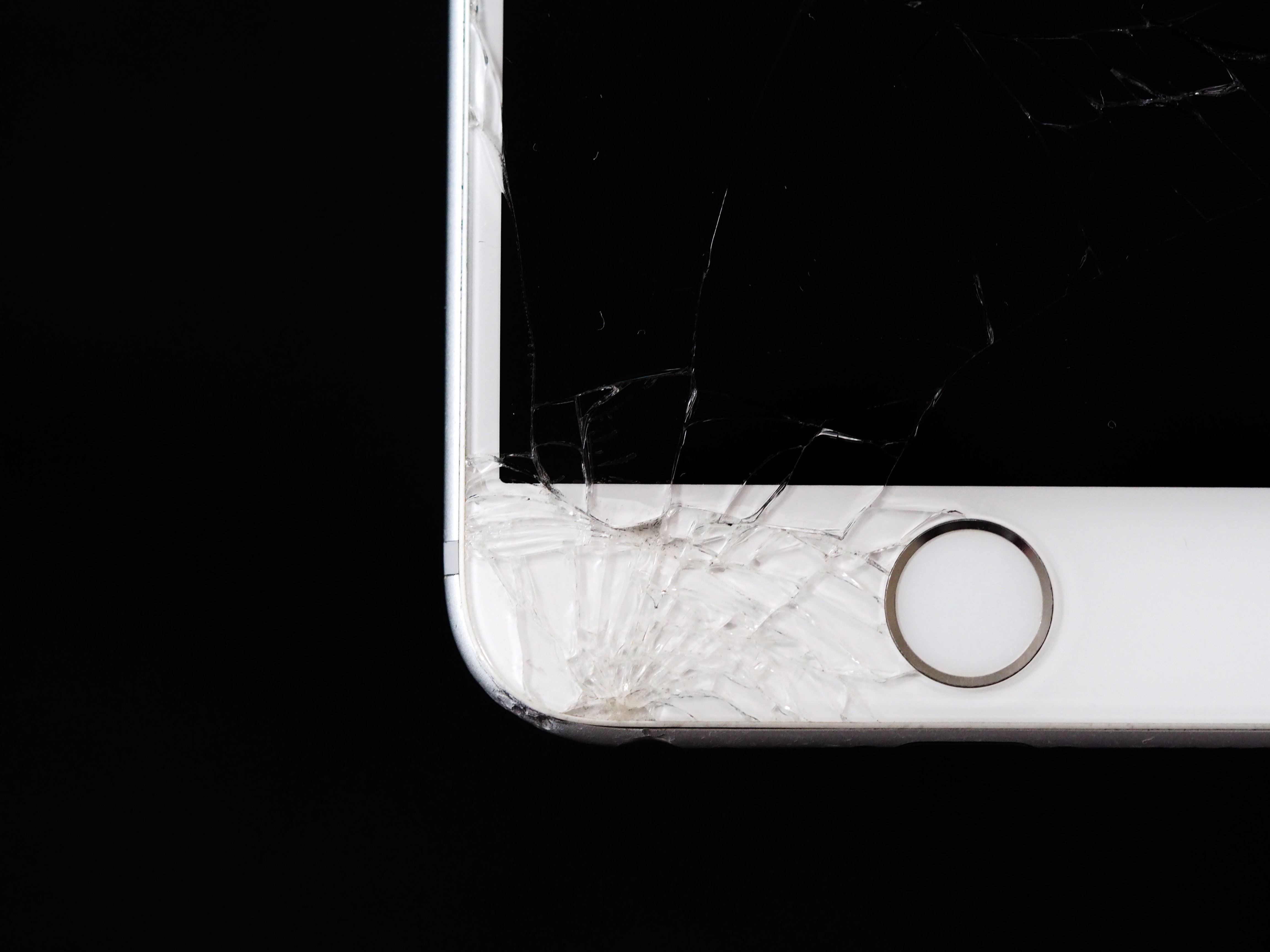 Kit de réparation pour les fissures et les trous dans la vitre de votre  téléphone iPhone
