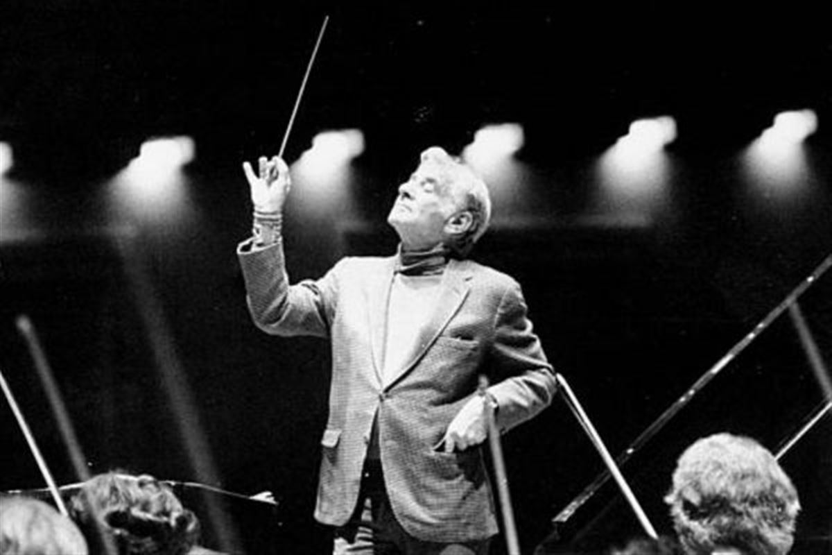 Leonard Bernstein, 1918-1990 : Maestro américain pour musique universelle