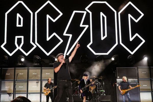 AC/DC : 50 ans qu’ils électrisent le rock !