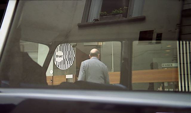 Fnac Montparnasse dans le film Le Grand Blond à la chaussure noire