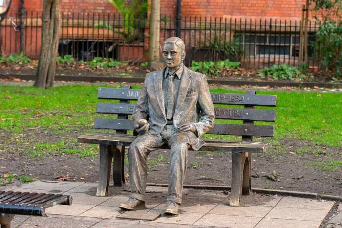 Statue Alan Turing