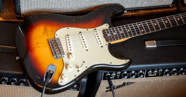 Fender Stratocaster