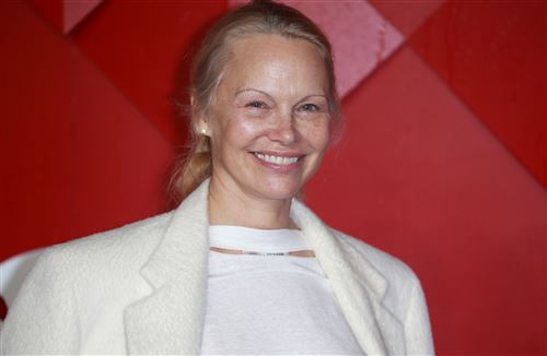 Pamela Anderson sans maquillage en 2023 sur le tapis rouge