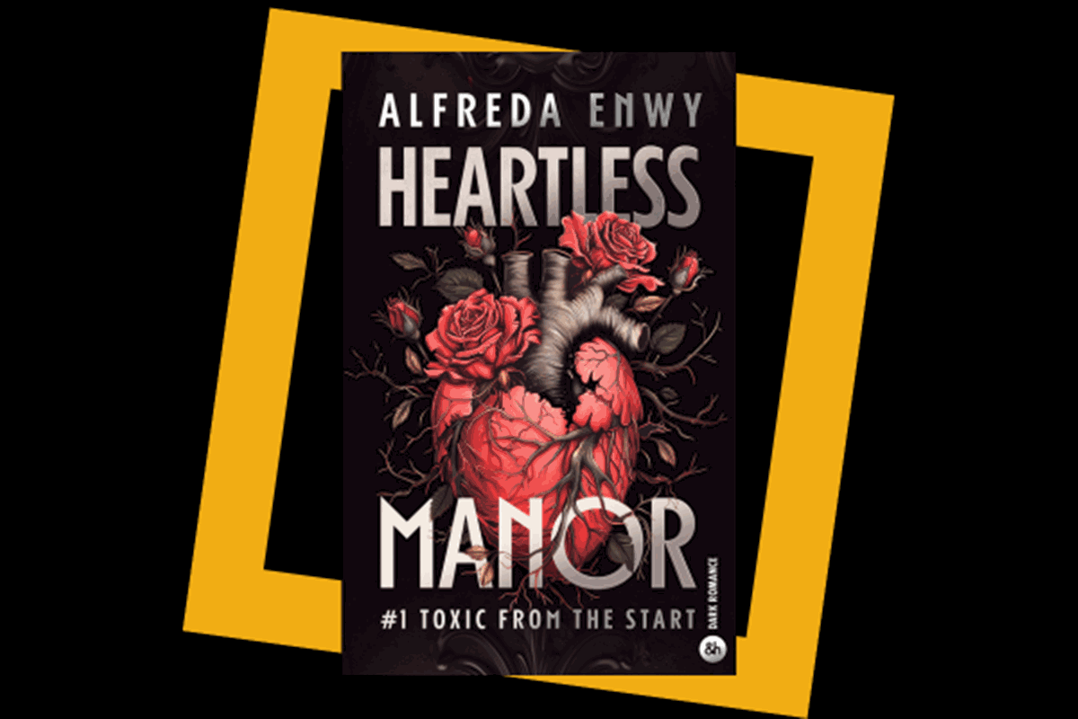 Alfreda Enwy, l'autrice de Dark Romance, en dédicace à la Fnac Ternes !