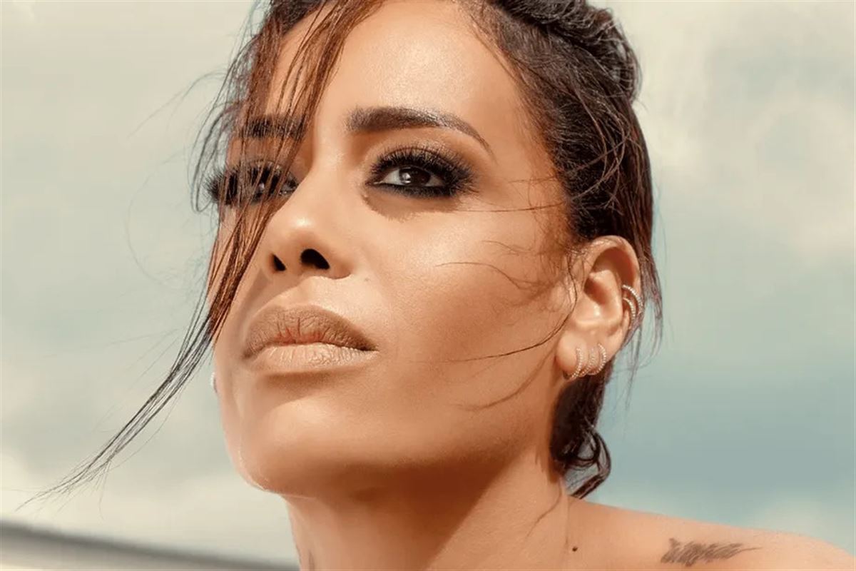 Amel Bent : pourquoi "Minuit Une" est son album le plus engagé