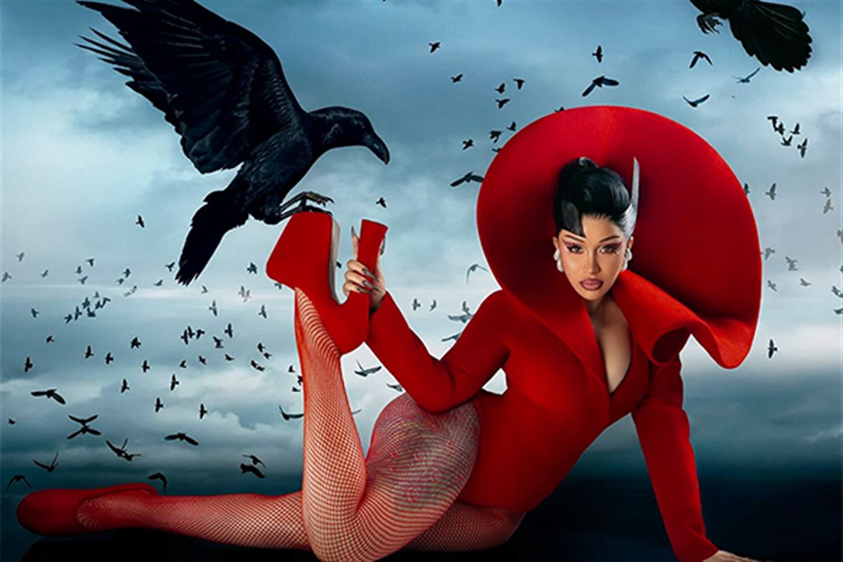 Cardi B : que cache la pochette flamboyante de son nouvel album ?