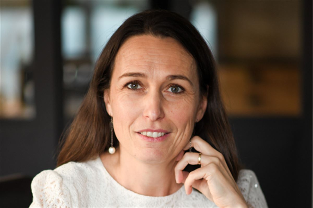 Stéphanie Le Moal en dédicace à la Fnac Annemasse