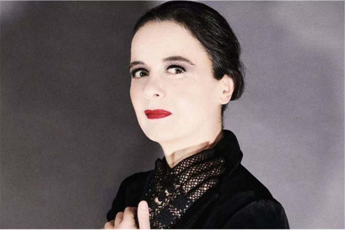 Tant mieux : l’hommage allégorique d’Amélie Nothomb à sa mère
