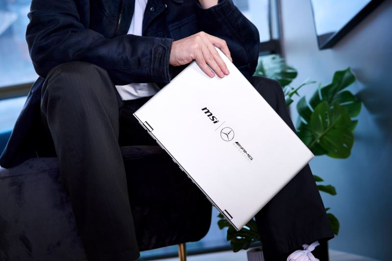 Prestige_16_AI+_Mercedes-AMG_Motorsport_scenario_photos_(60)