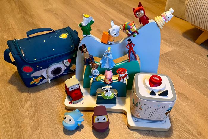 Toniebox 2 avec sacoche + etagere