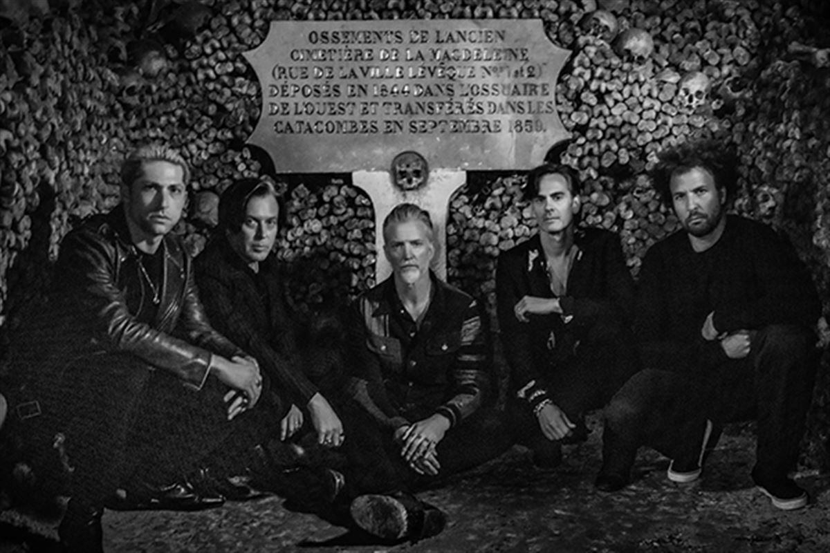 Pourquoi Queens of the Stone Age est l'un des meilleurs groupes de rock au monde