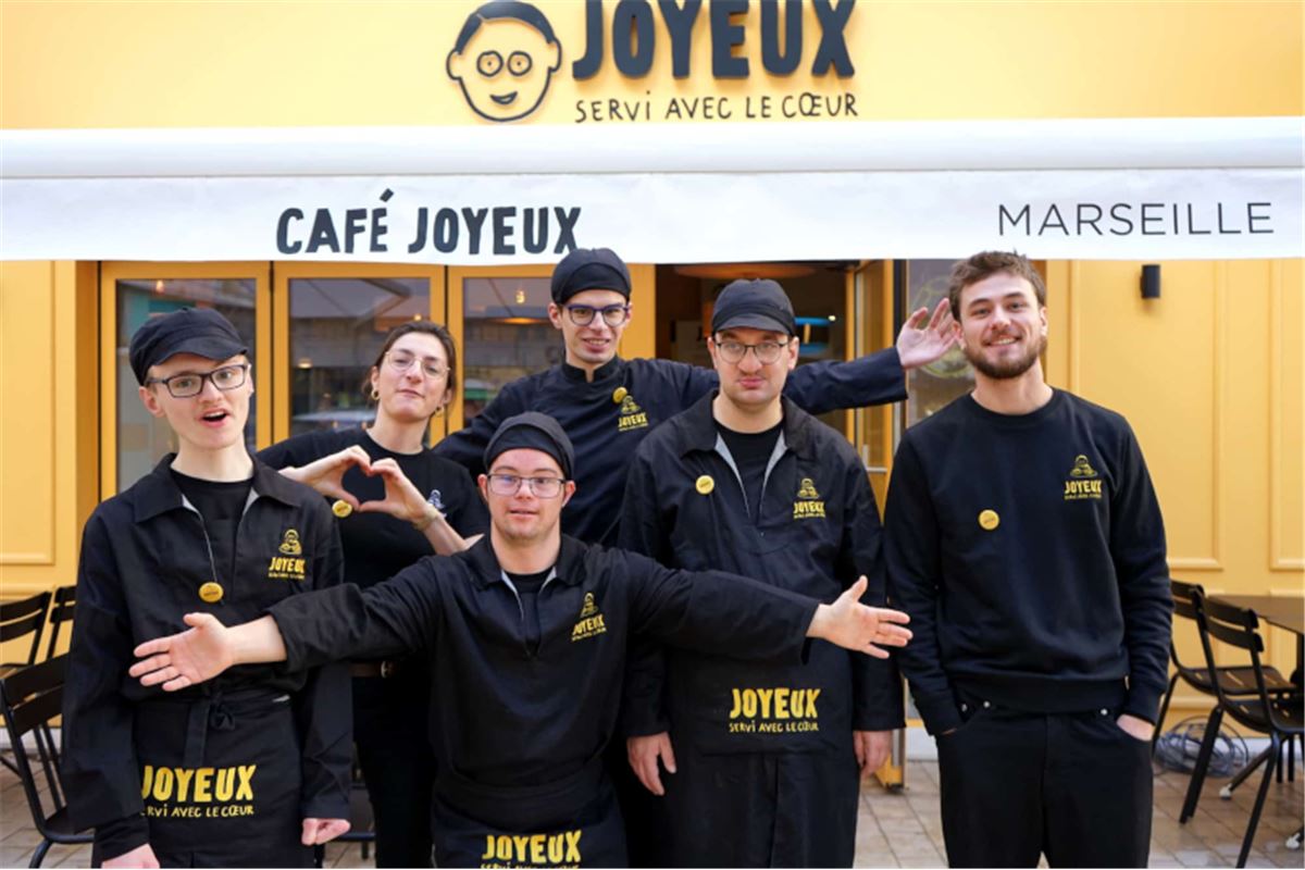 La Minute Positive #12 : Café Joyeux, un projet au service de l'inclusion