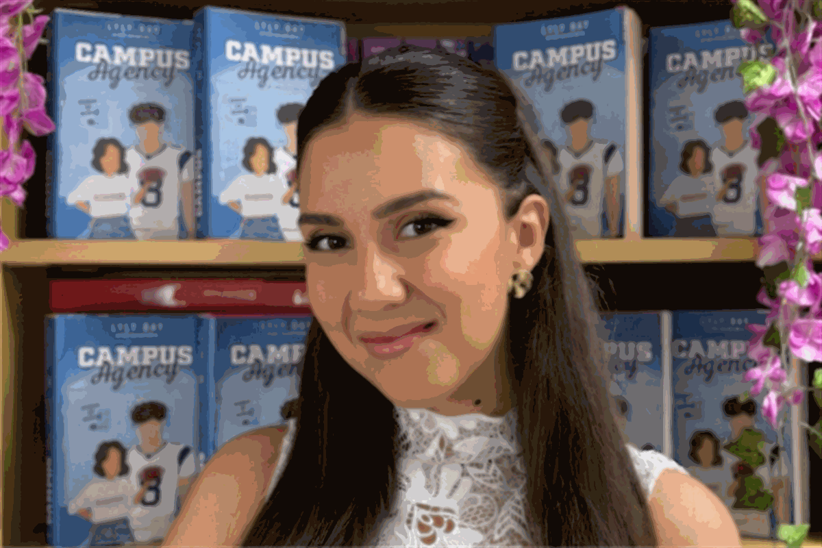 Lyly Bay en séance de dédicaces à la Fnac Ternes !