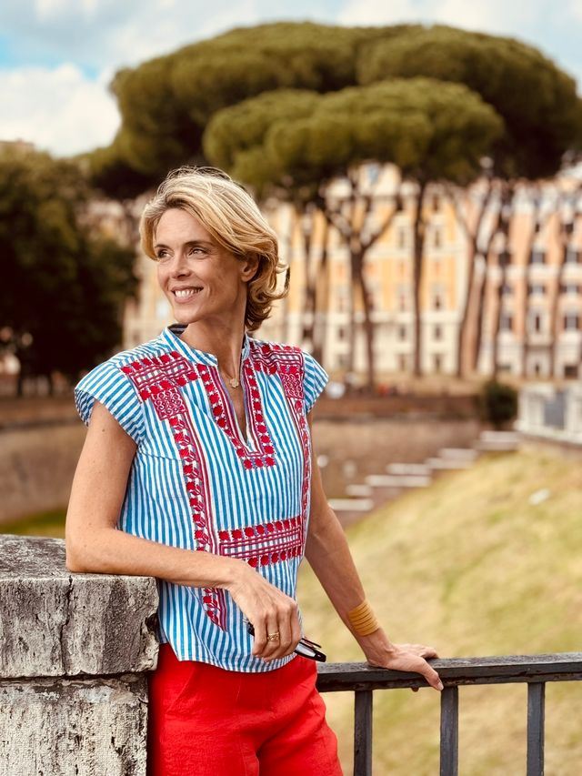 Julie Andrieu à la Fnac Parly