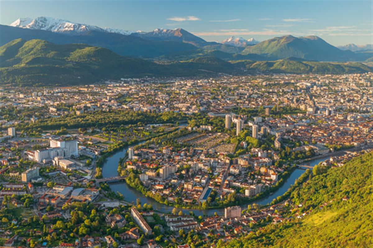 Pierre Jayet, Michael Lafrasse et Élise Cuenot-Hodister en dédicace à la Fnac Grenoble Victor Hugo