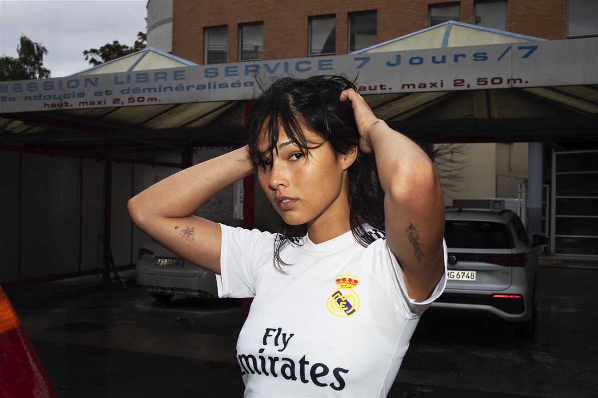 Miki en séance de dédicace à la Fnac Lyon Part-Dieu