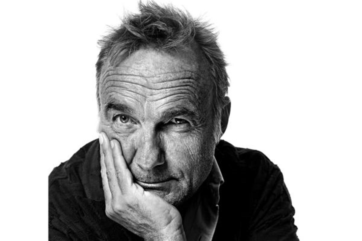 Chris Costantini sera à la Fnac Ternes en séance de dédicace de son dernier livre "chaîne de crimes"