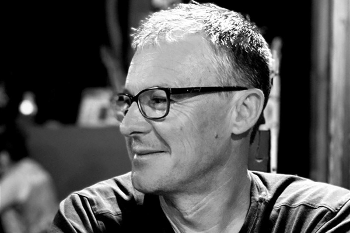 Fnac La Réunion : Nicolas Puluhen en dédicace à la Fnac Sainte-Marie