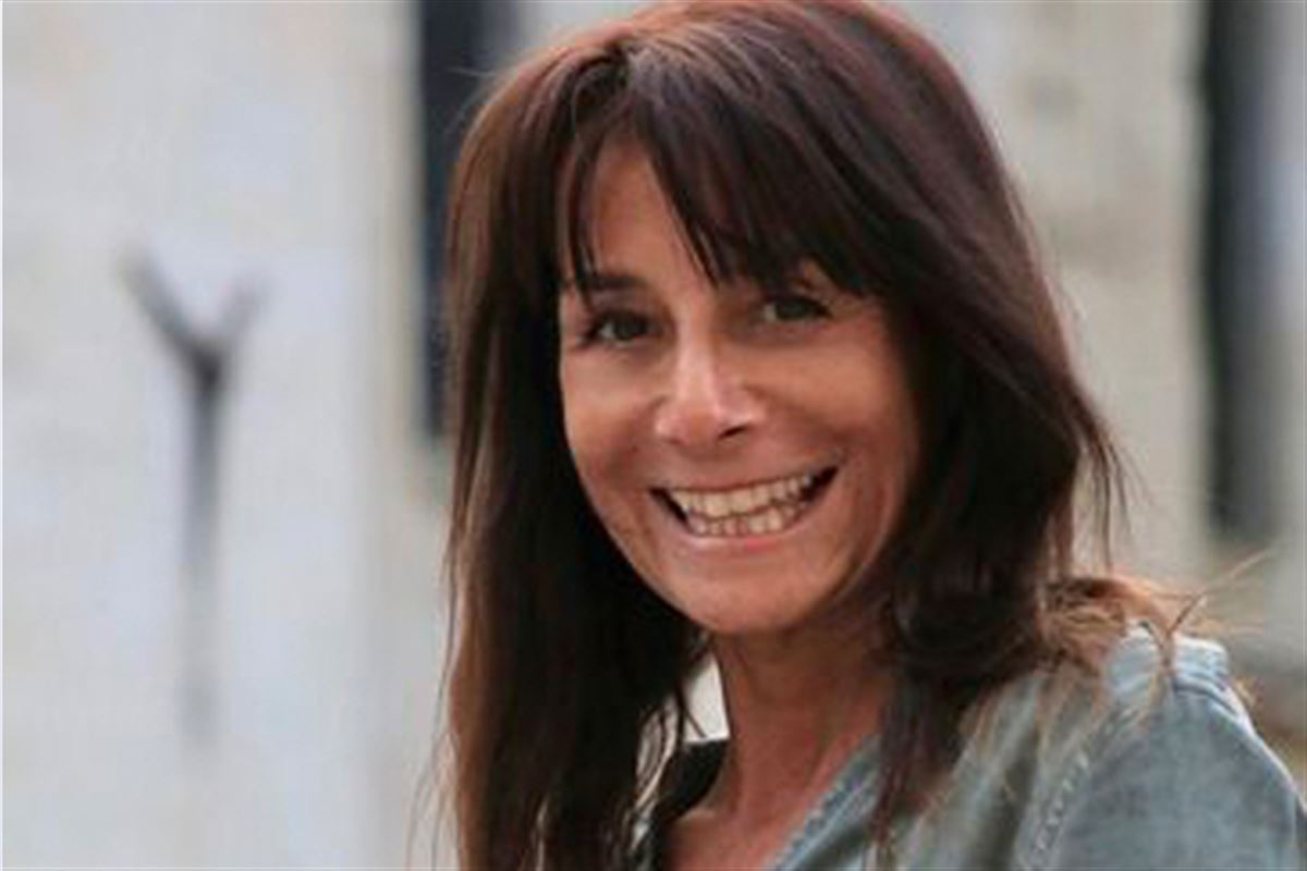 Sarah Marty dédicace "Les mystères de Miss Flins" à la Fnac Lorient