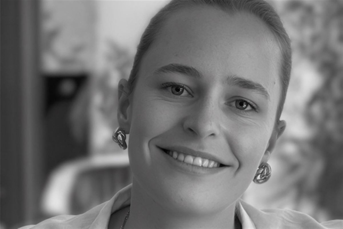 Manon Le Thuaut en dédicace de son roman à la Fnac Saint-Nazaire