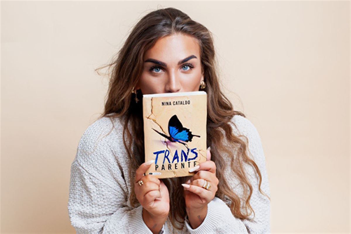 Nina Cataldo, @nina___story, en dédicace à la Fnac Cagnes-sur-Mer ! *sur inscription