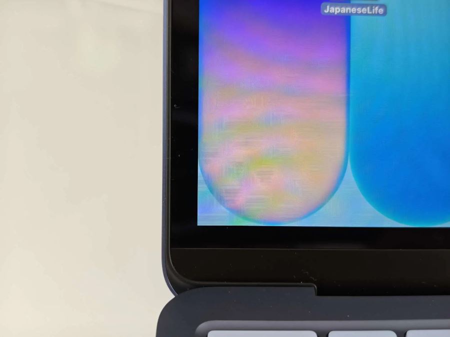 MacBook Neo bordures